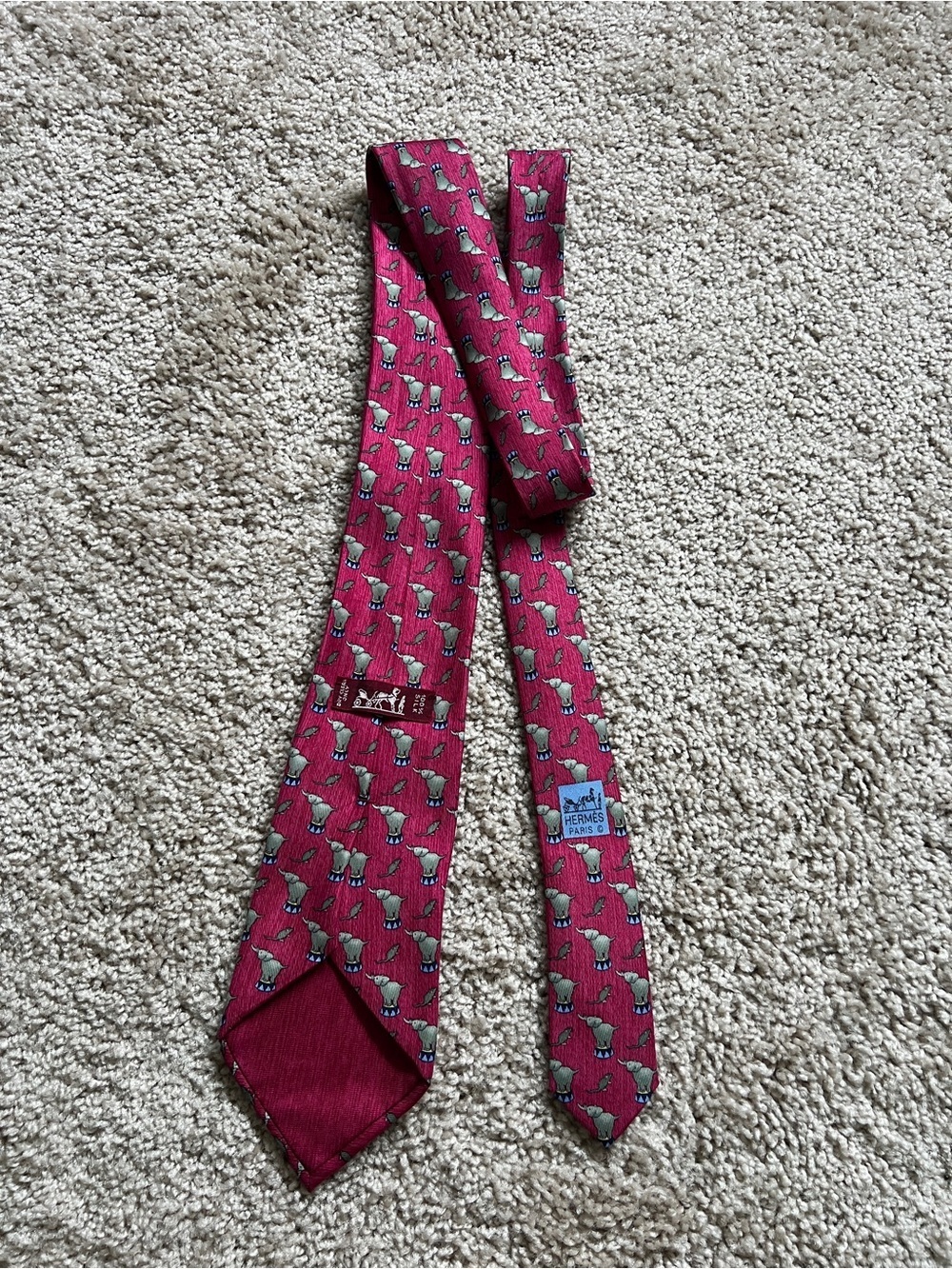 HERMES Circus Elephant & Mouse silk tie 7681TA - Picture 2 of 2